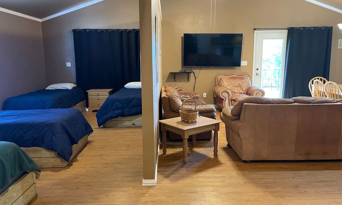 Photo of Bedroom in Pottsboro
