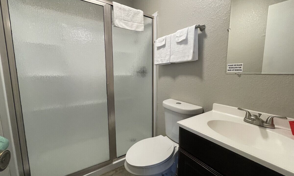 Photo of Bathroom in Denison