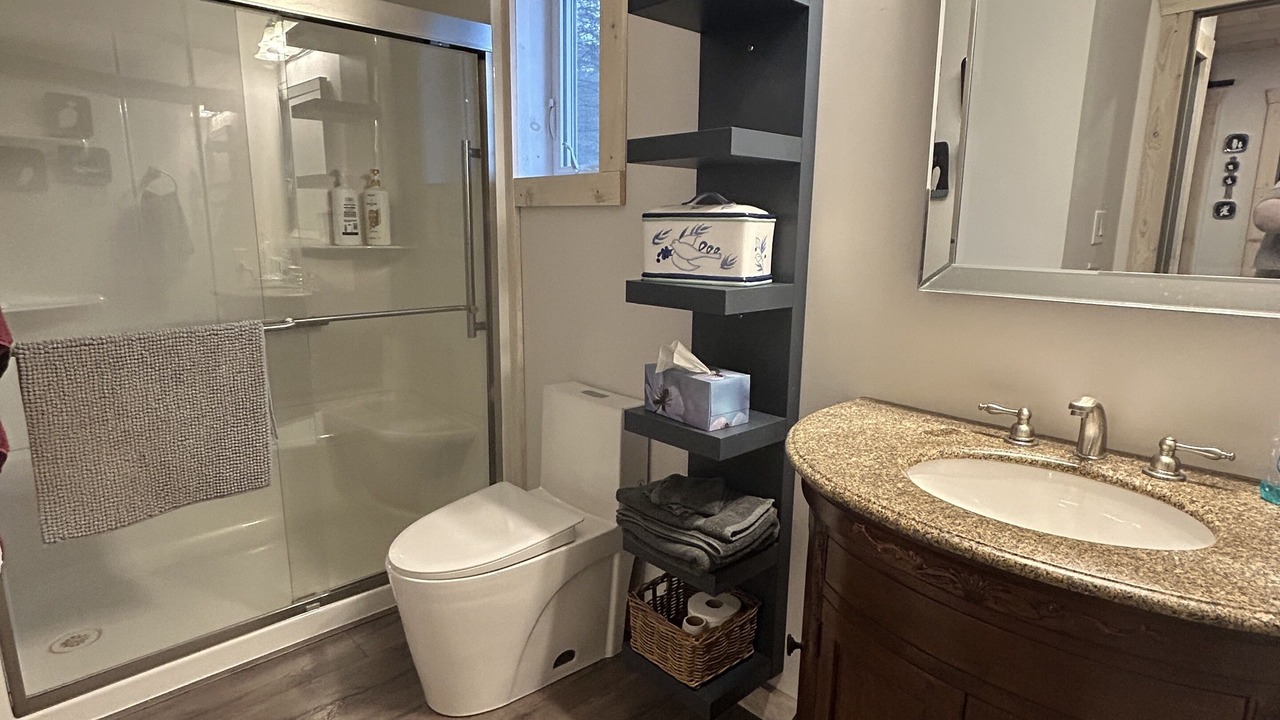 Photo of Bathroom in Lac-Cayamant