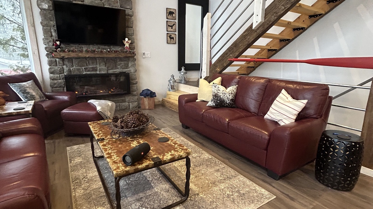 Photo of Livingroom in Lac-Cayamant