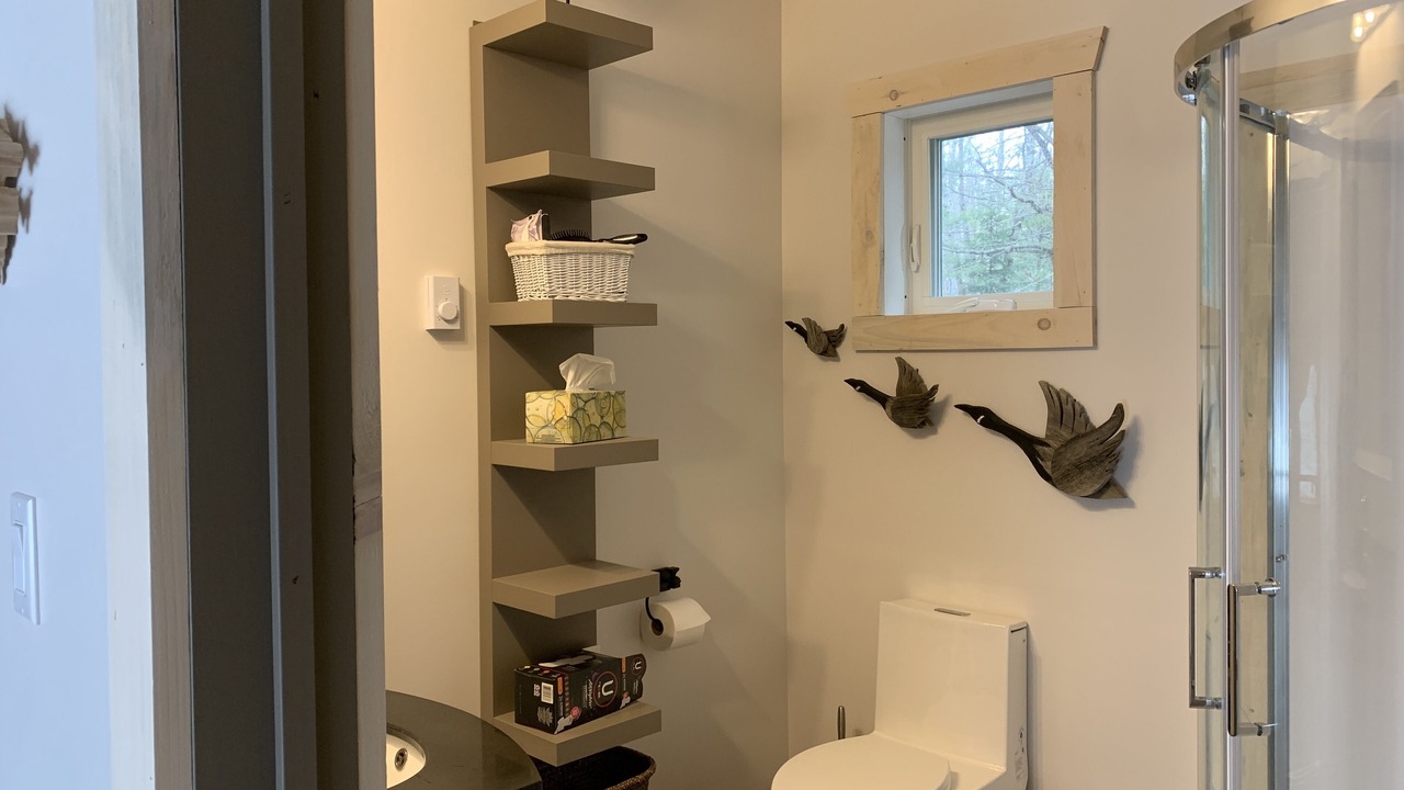 Photo of Bathroom in Lac-Cayamant