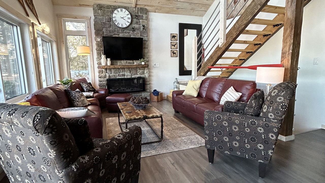 Photo of Livingroom in Lac-Cayamant