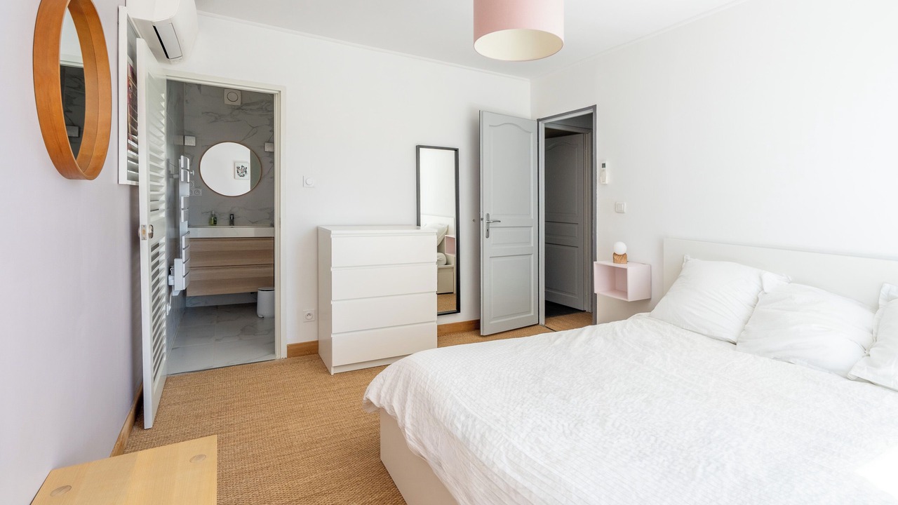 Photo of Bedroom in Lagarde Pareol