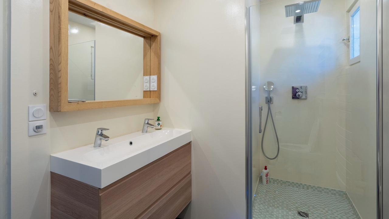 Photo of Bathroom in Lagarde Pareol