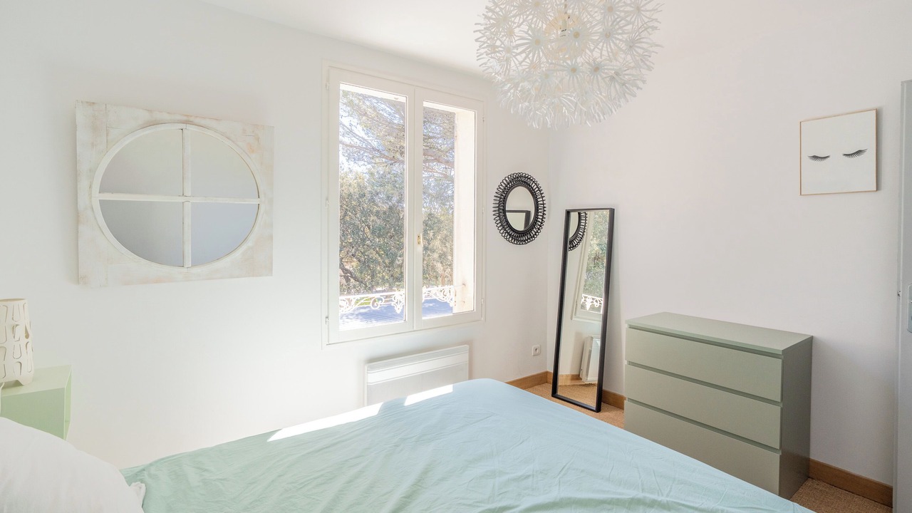 Photo of Bedroom in Lagarde Pareol