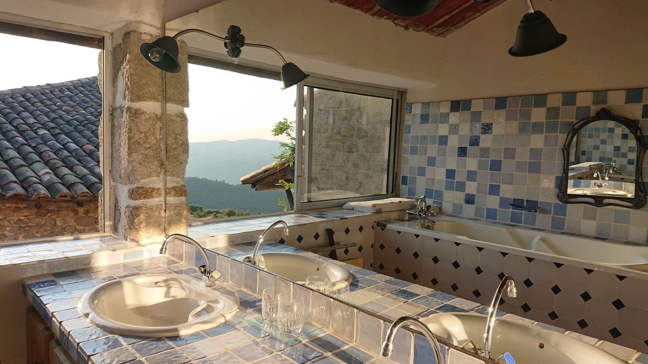 Photo of Bathroom in Saint-Cierge-la-Serre