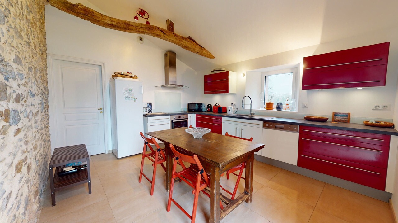 Photo of Kitchen in Saint-Julien-des-Landes