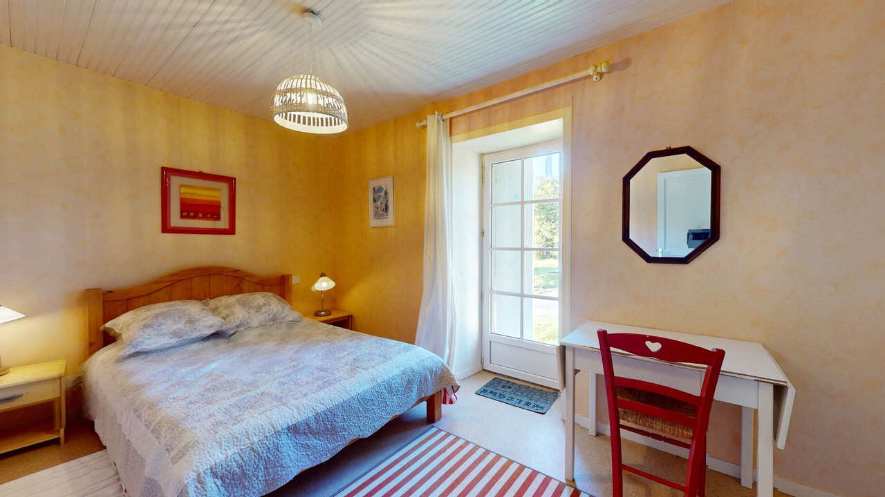 Photo of Bedroom in Saint-Julien-des-Landes