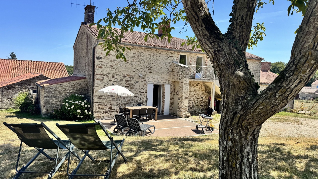 Photo of Outdoor in Saint-Julien-des-Landes