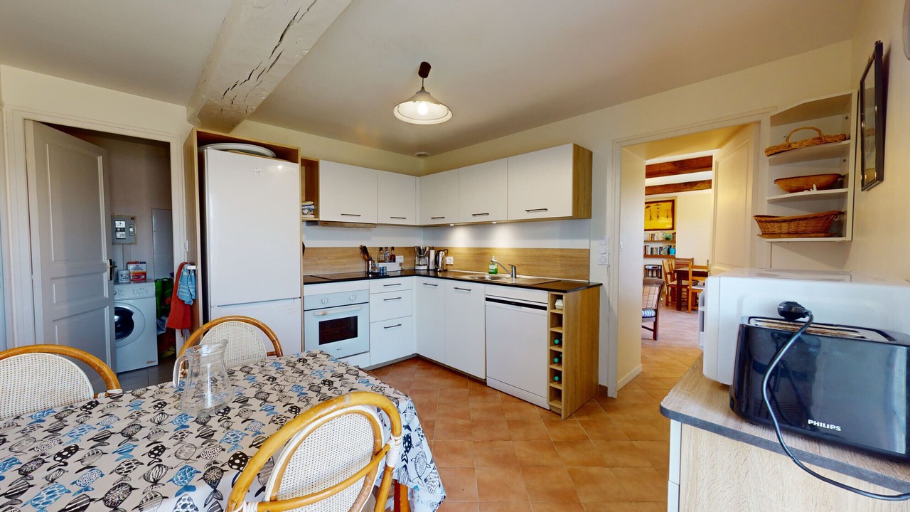 Photo of Kitchen in Saint-Julien-des-Landes