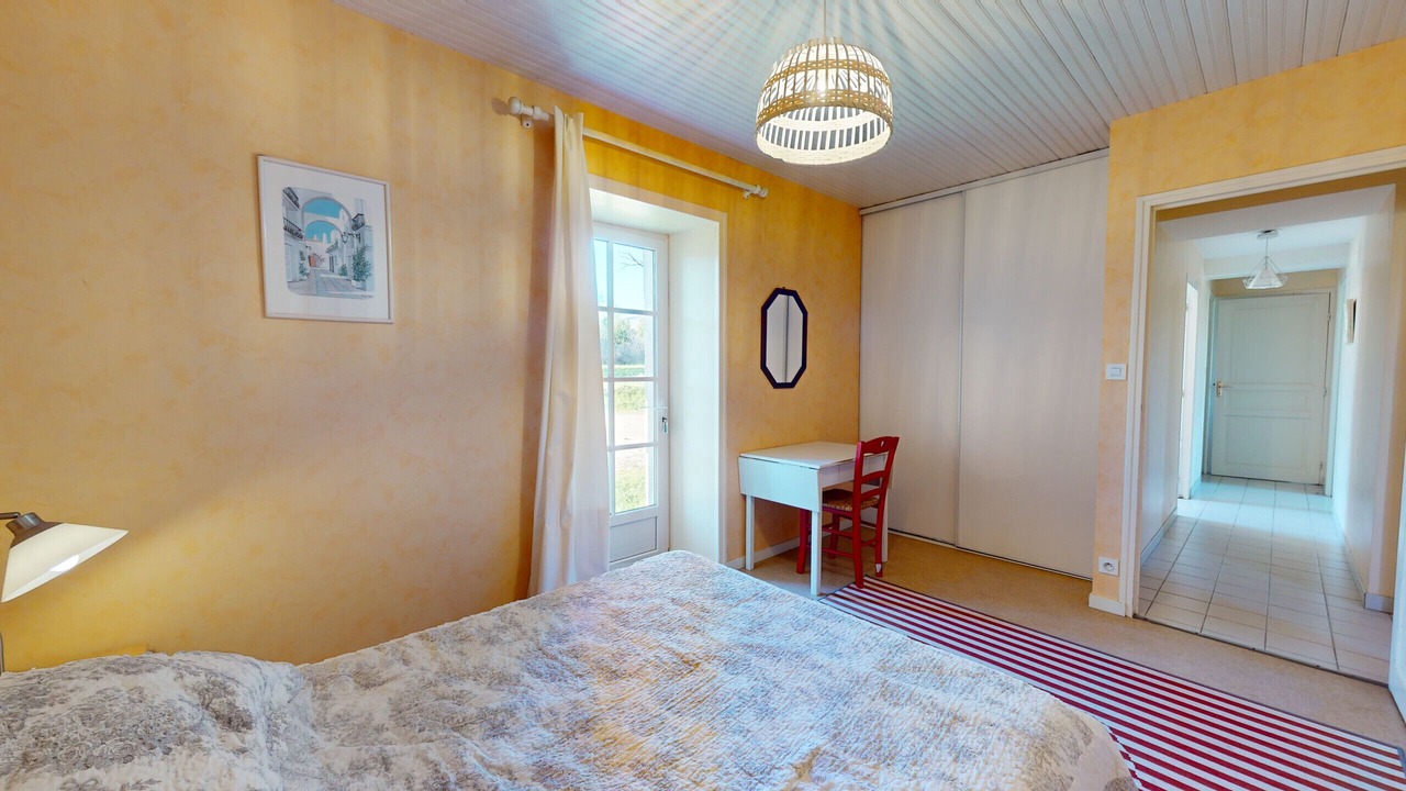Photo of Bedroom in Saint-Julien-des-Landes