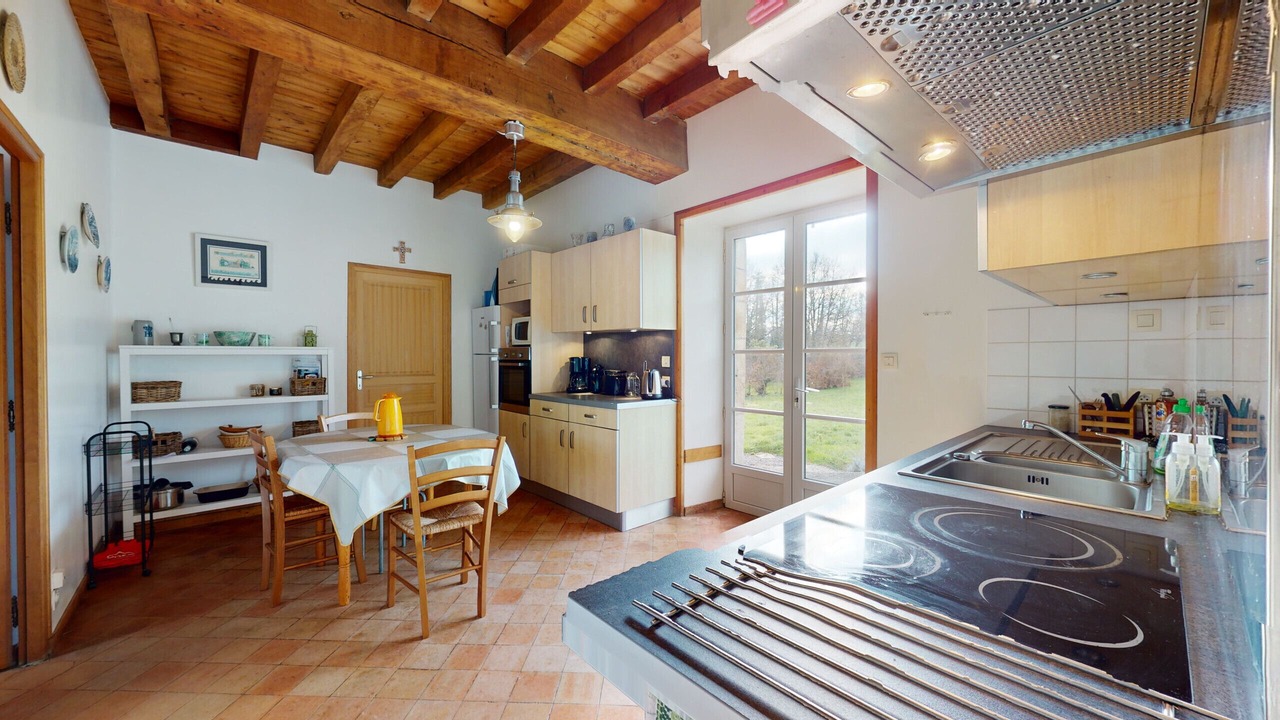 Photo of Kitchen in Saint-Julien-des-Landes