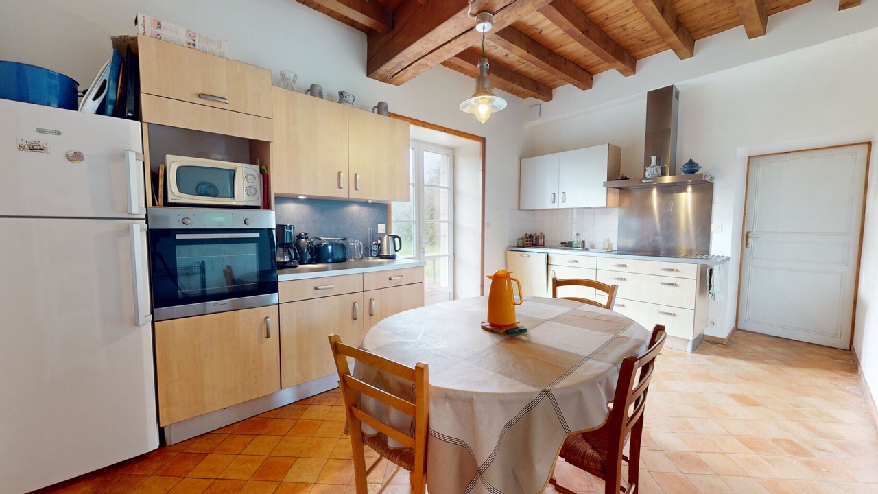Photo of Kitchen in Saint-Julien-des-Landes