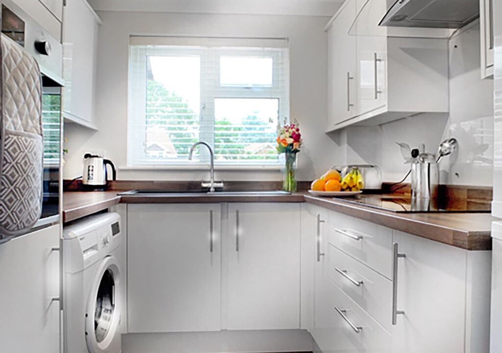 Photo of Kitchen in Lightwater