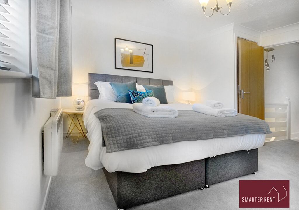 Photo of Bedroom in Lightwater