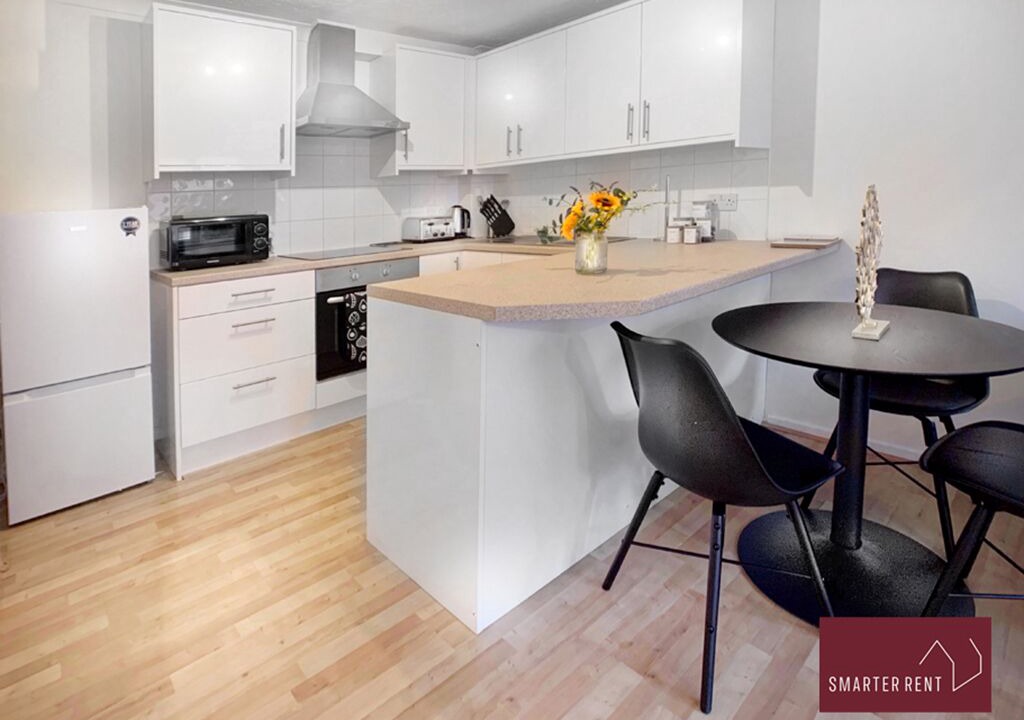 Photo of Kitchen in Lightwater