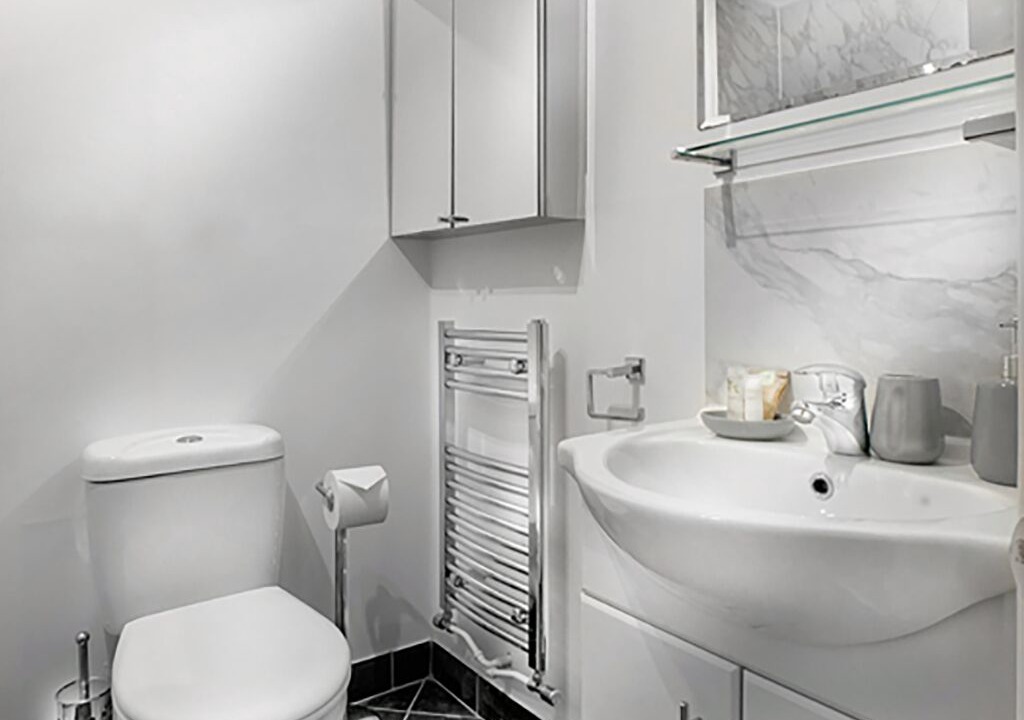 Photo of Bathroom in Yateley
