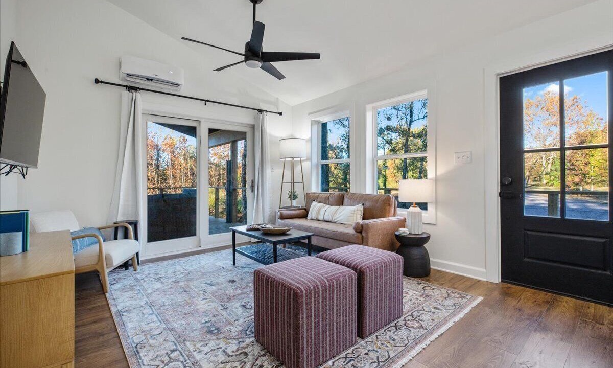 Photo of Livingroom in Hot Springs
