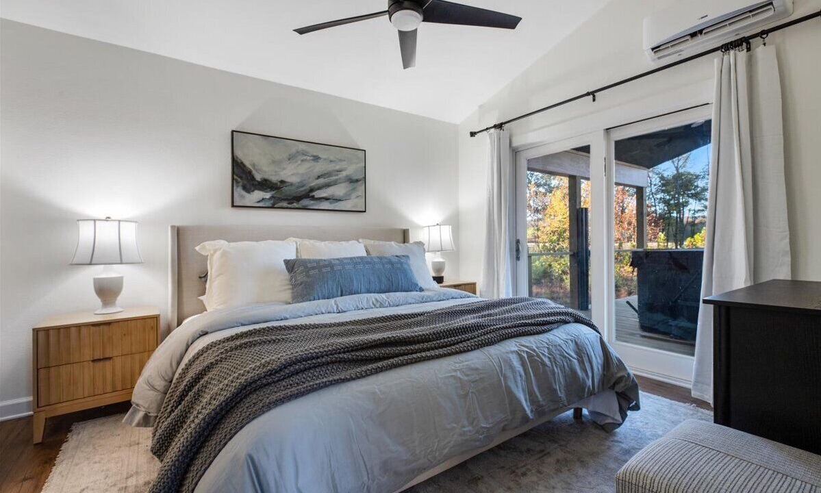 Photo of Bedroom in Hot Springs