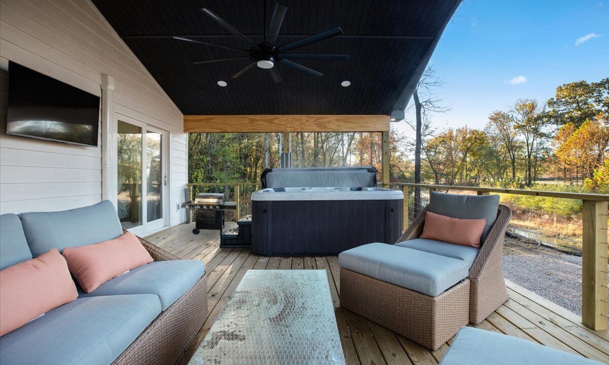 Photo of Patio Balcony in Hot Springs