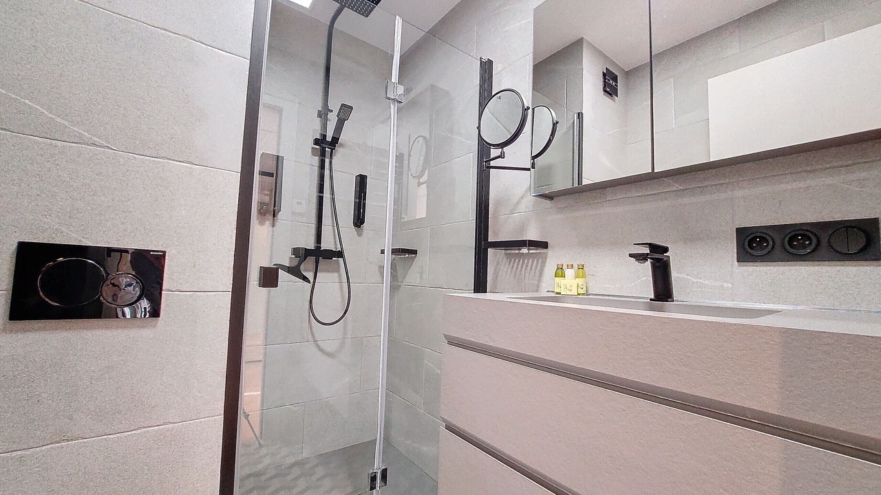 Photo of Bathroom in Les Baumettes