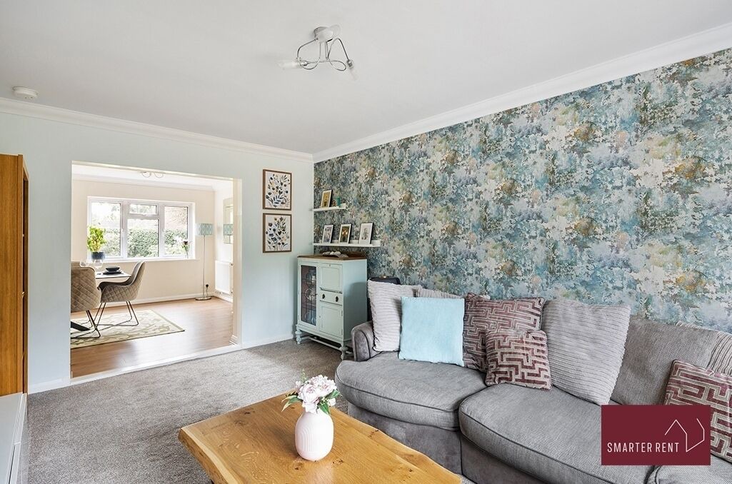 Photo of Livingroom in Aldershot