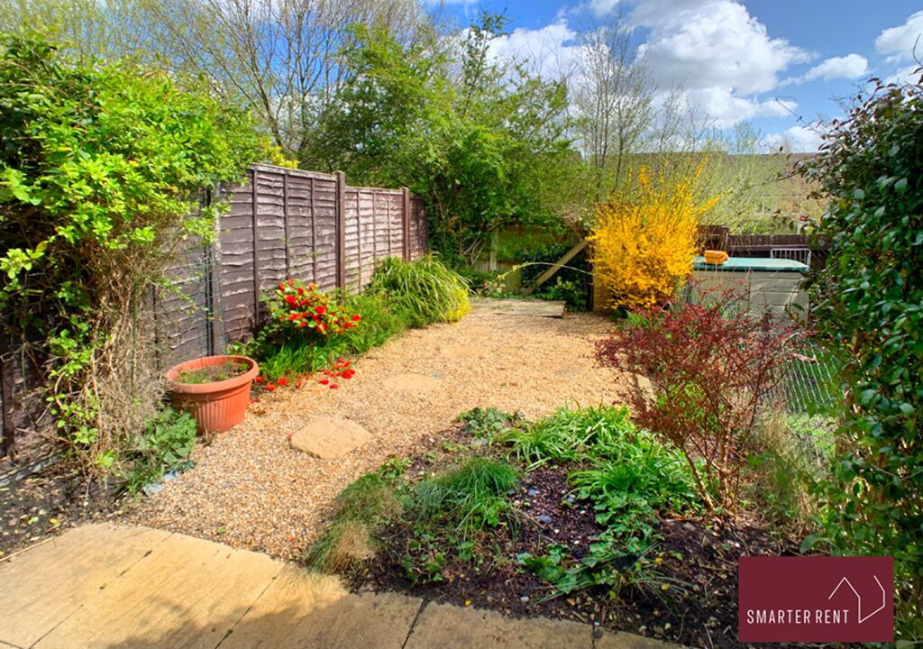 Photo of Outdoor in Knaphill