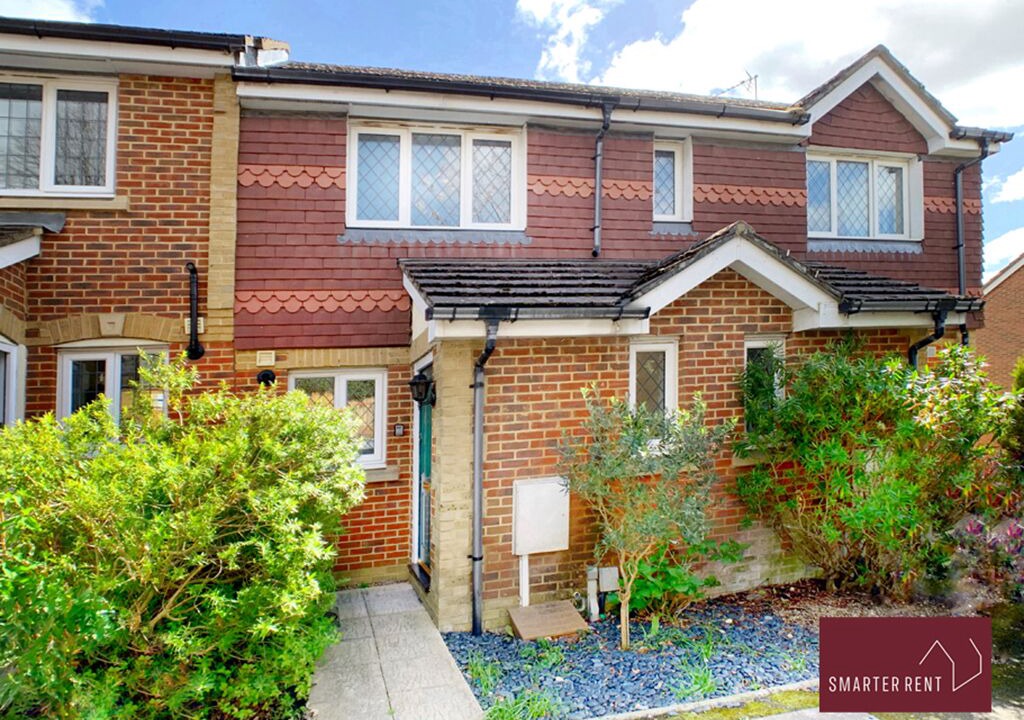 Photo of Outdoor in Knaphill