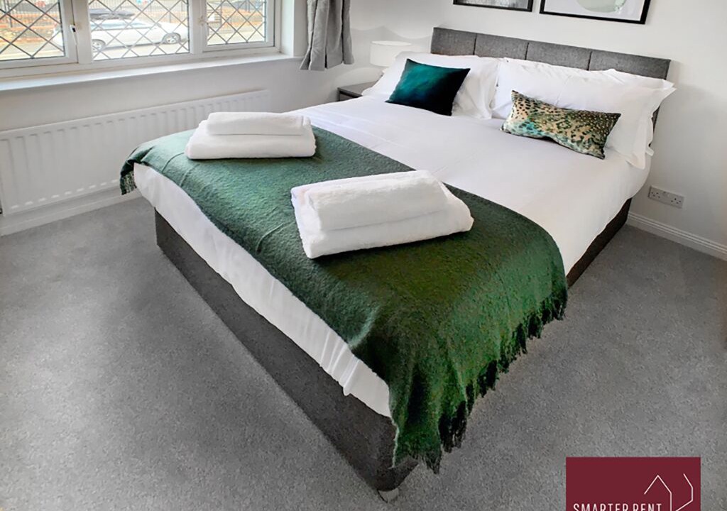 Photo of Bedroom in Knaphill