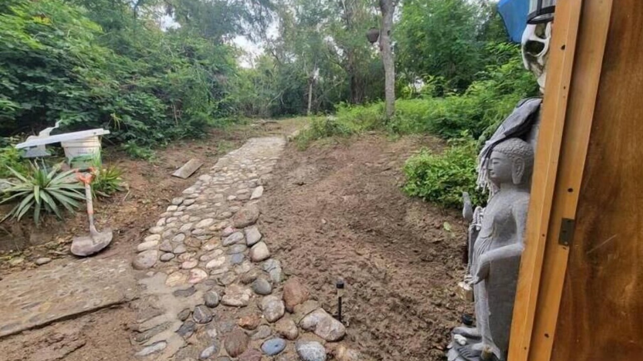 Photo of Outdoor in Mayto