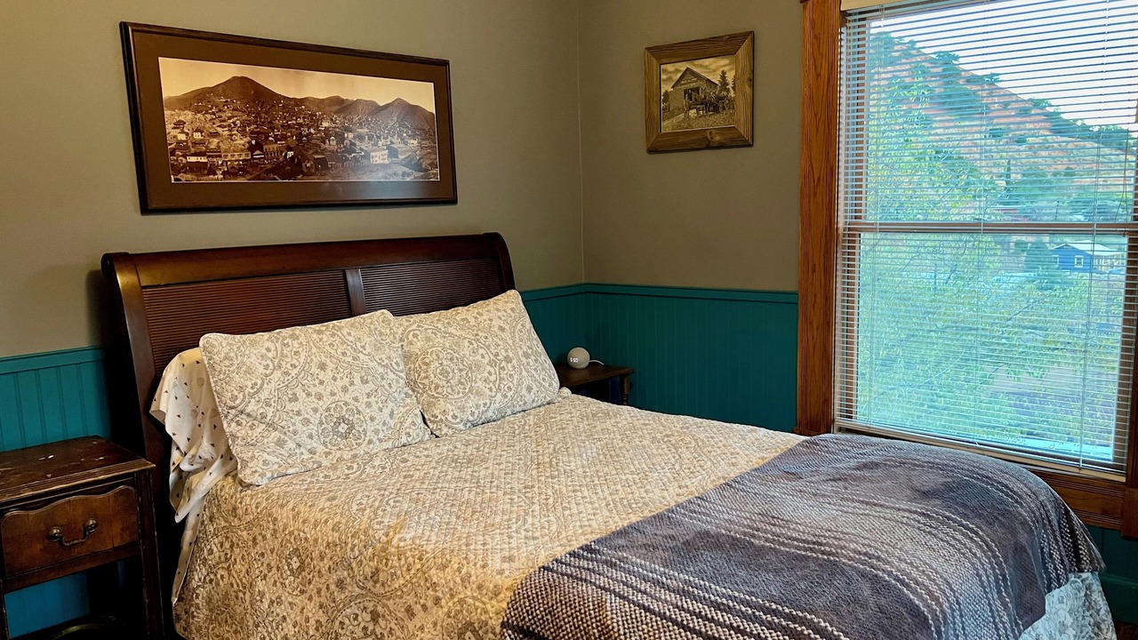 Photo of Bedroom in Bisbee
