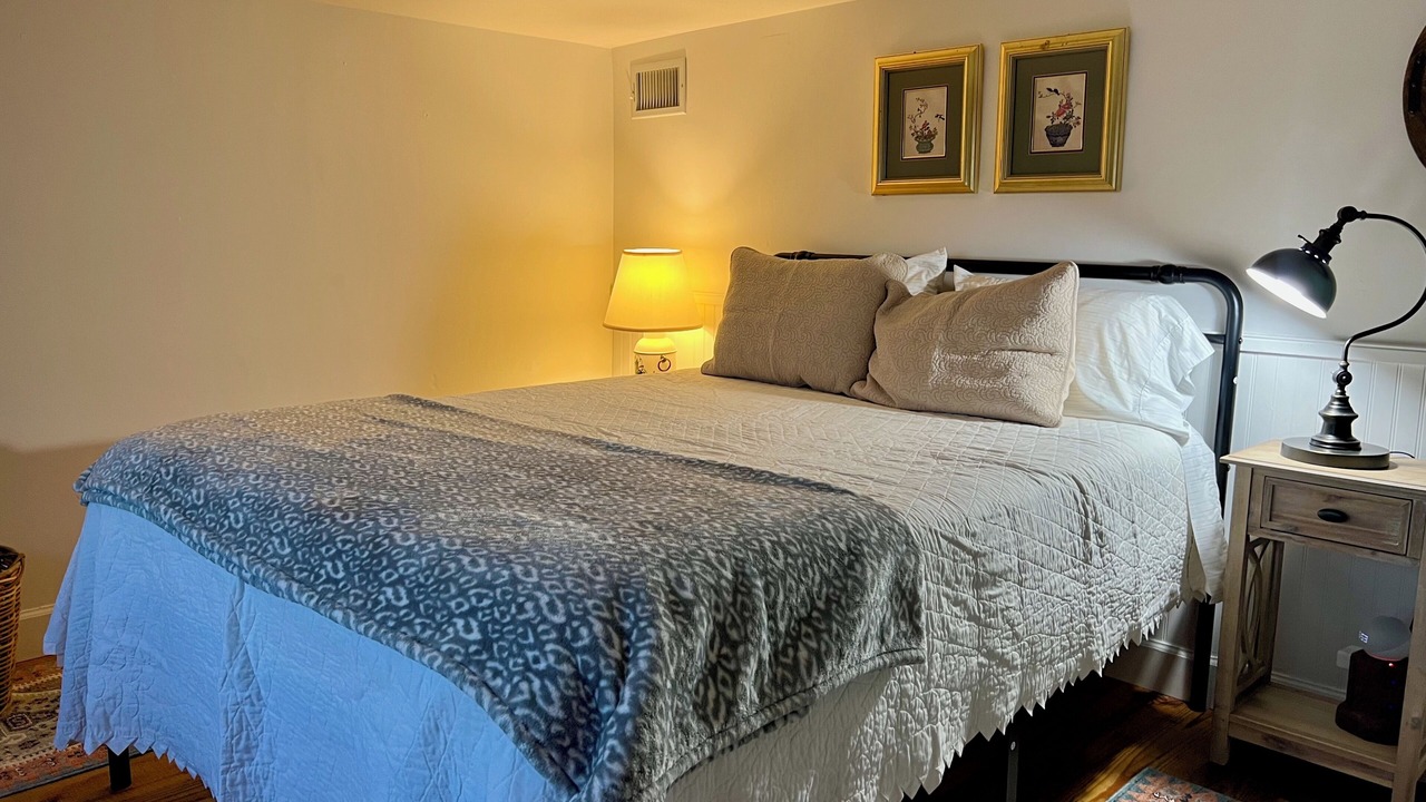 Photo of Bedroom in Bisbee