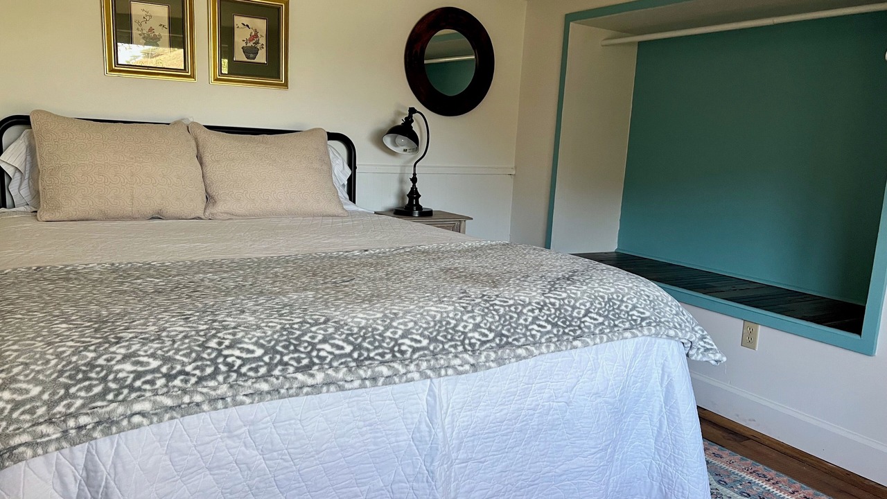 Photo of Bedroom in Bisbee