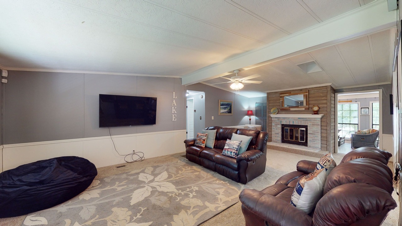 Photo of Livingroom in Gumlog