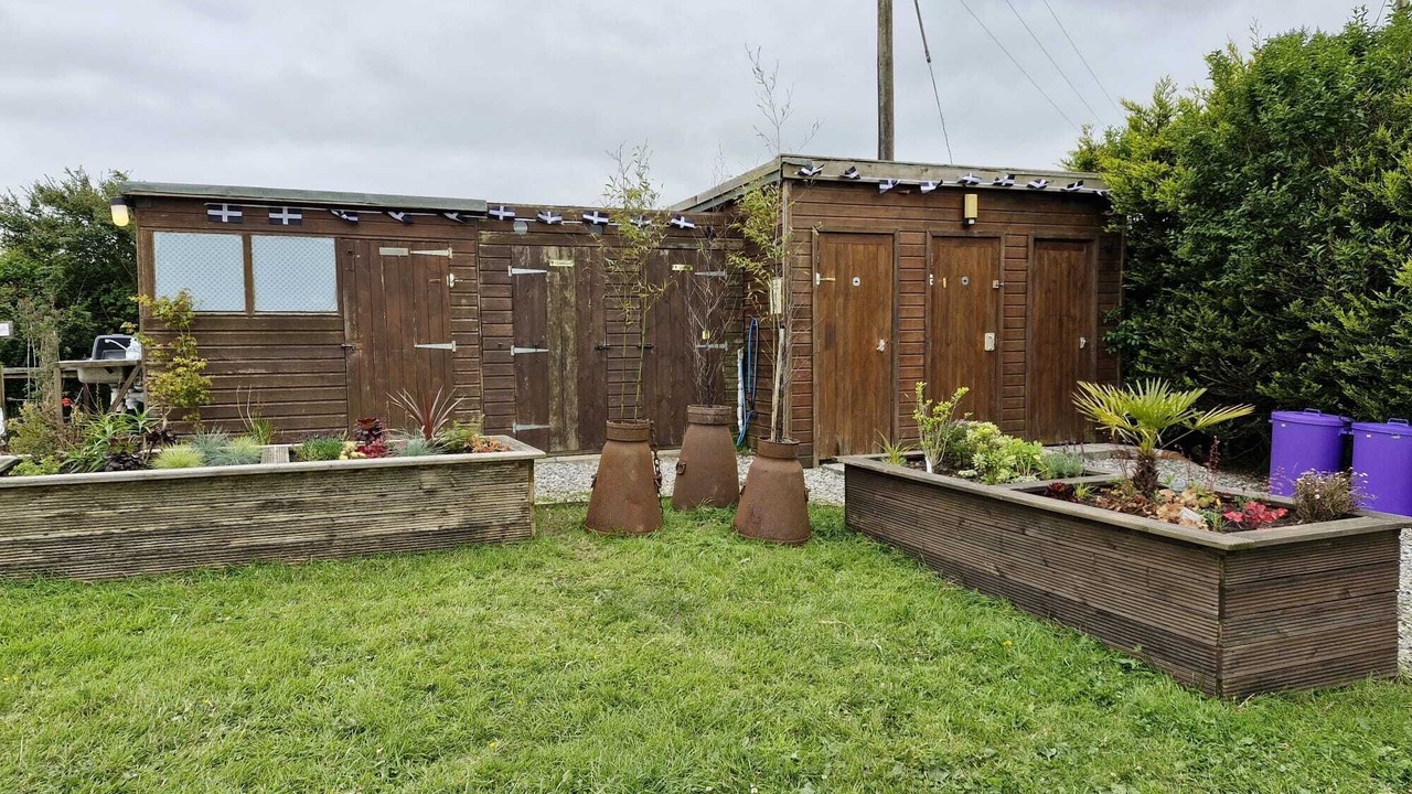 Photo of Others in Mount Hawke