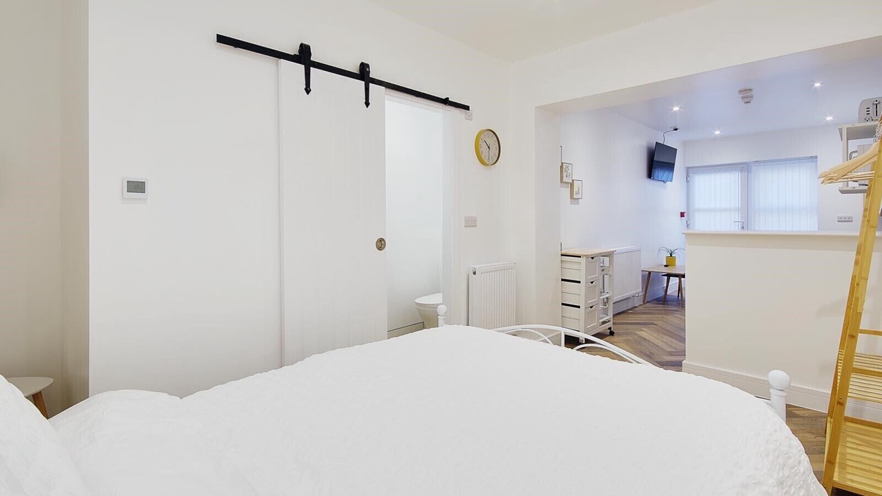 Photo of Others in Westbourne