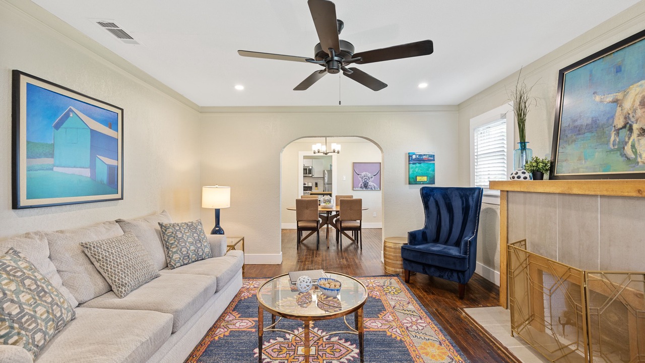 Photo of Livingroom in Fort Worth