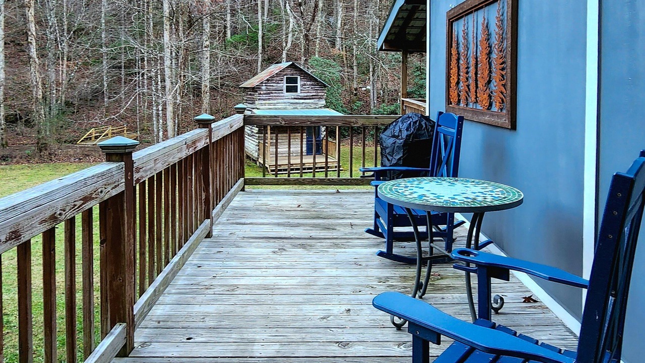 Photo of Patio Balcony in Ellijay