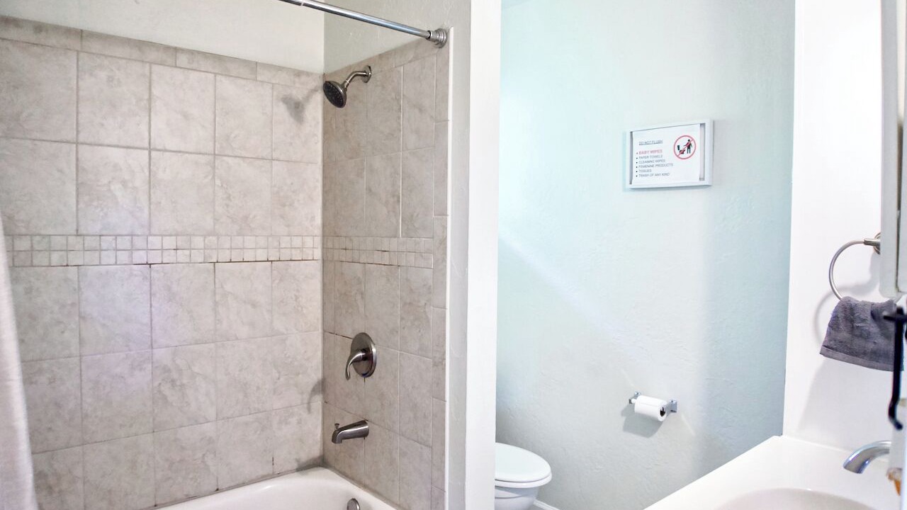 Photo of Bathroom in Central Oklahoma City