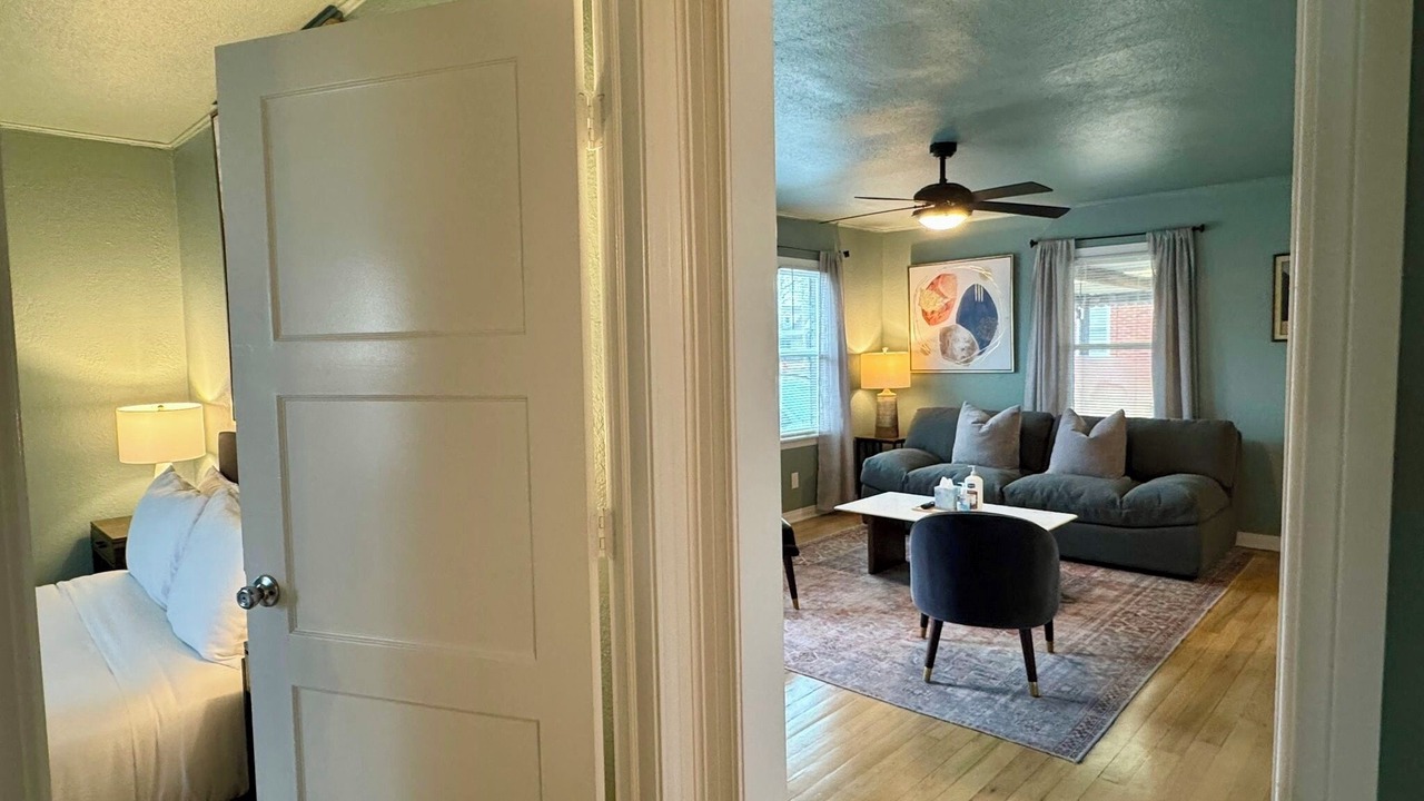 Photo of Livingroom in Midwest City