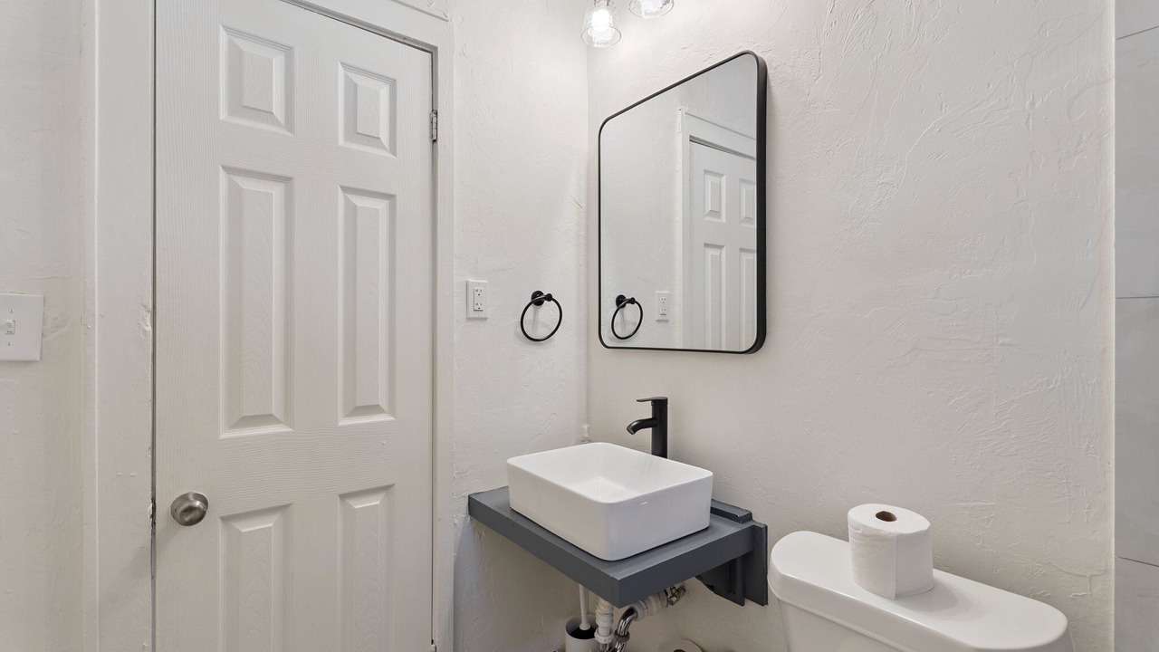 Photo of Bathroom in Central Oklahoma City