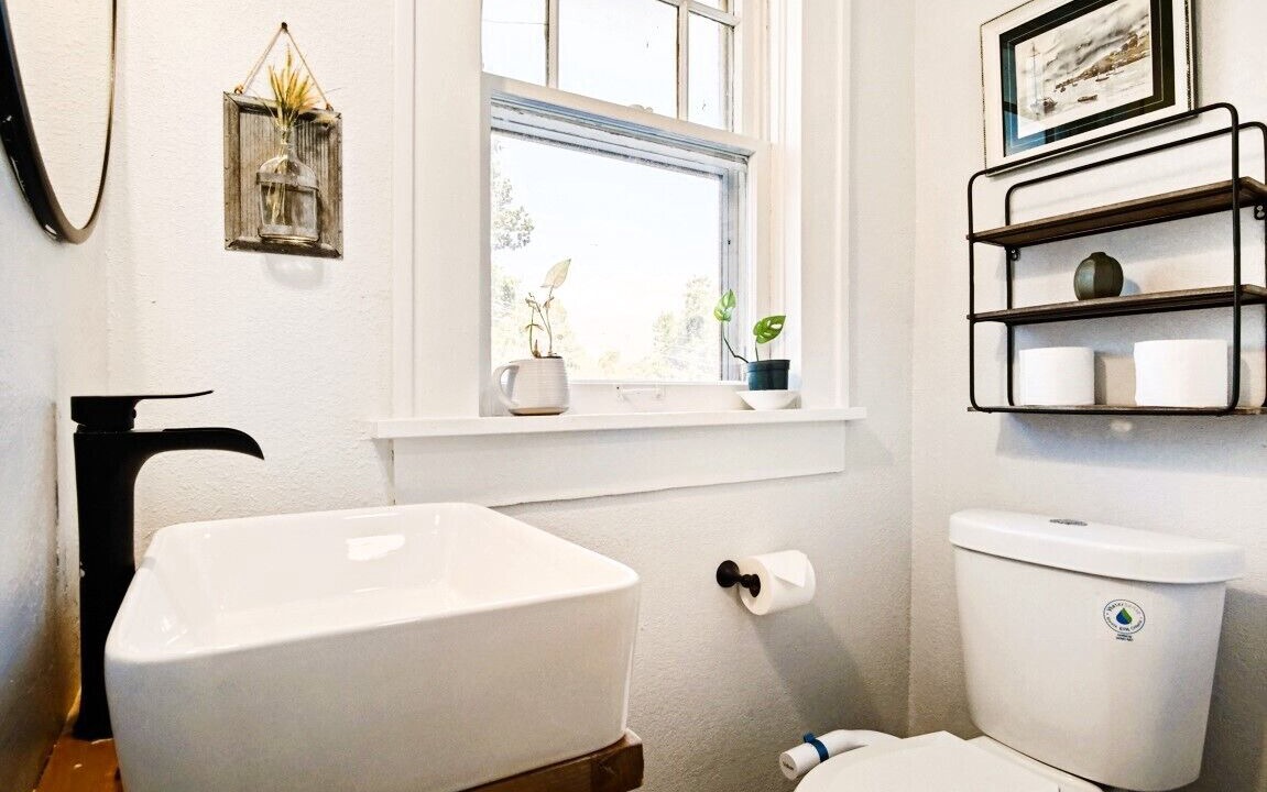 Photo of Bathroom in Central Oklahoma City