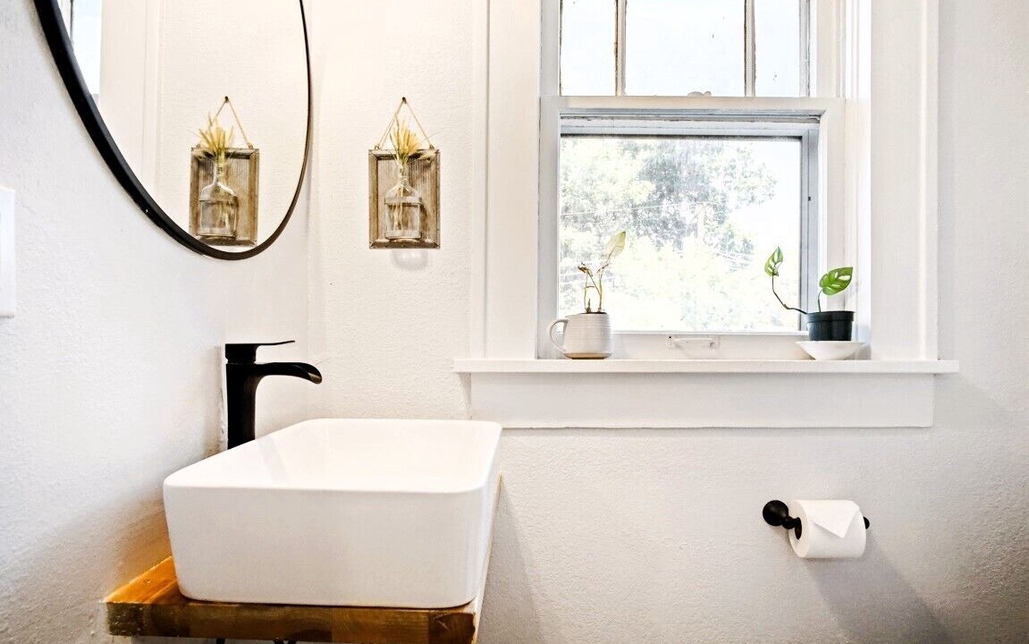 Photo of Bathroom in Central Oklahoma City