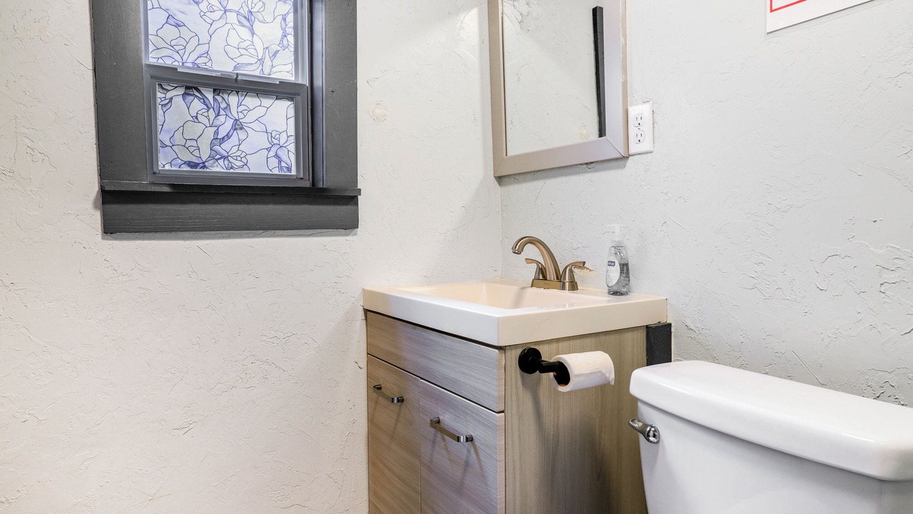 Photo of Bathroom in Central Oklahoma City
