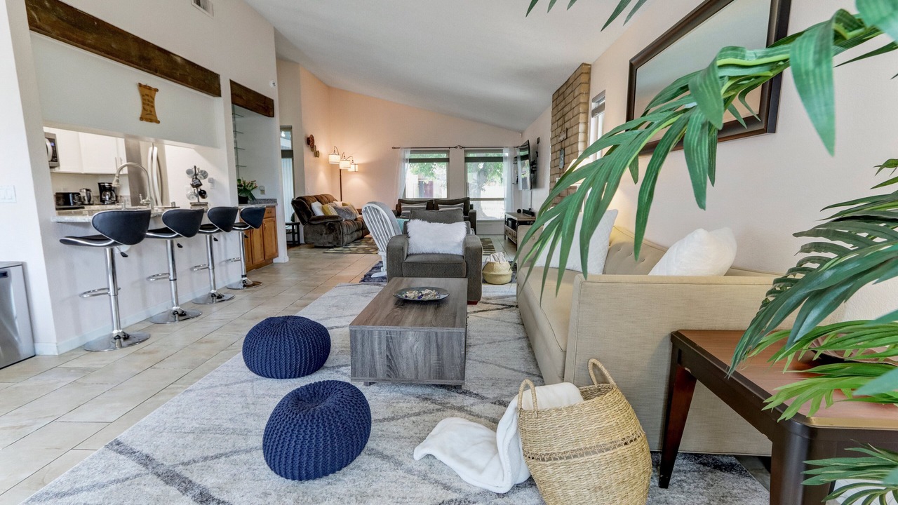 Photo of Livingroom in Sacramento