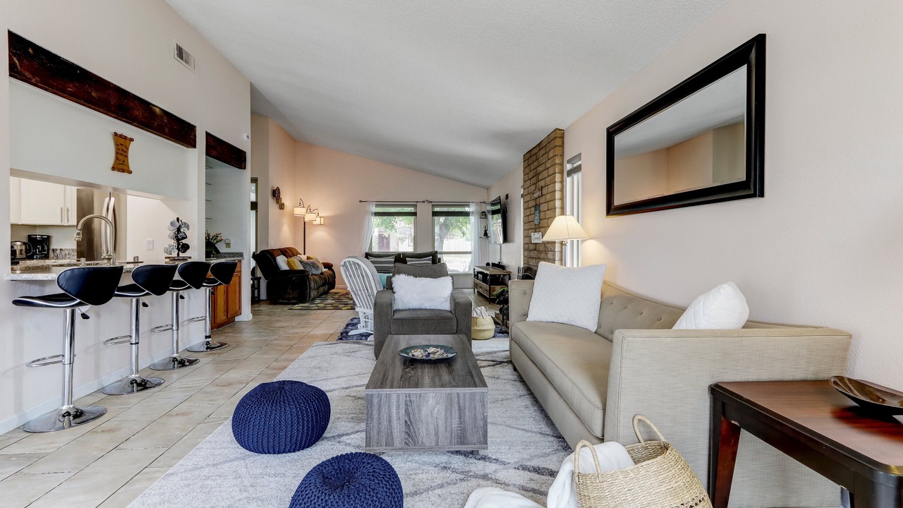 Photo of Livingroom in Sacramento