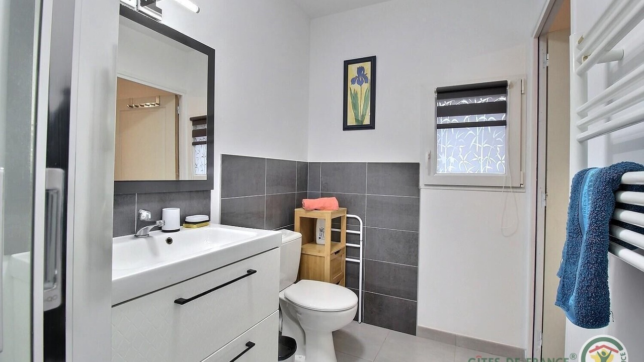 Photo of Bathroom in Hillion