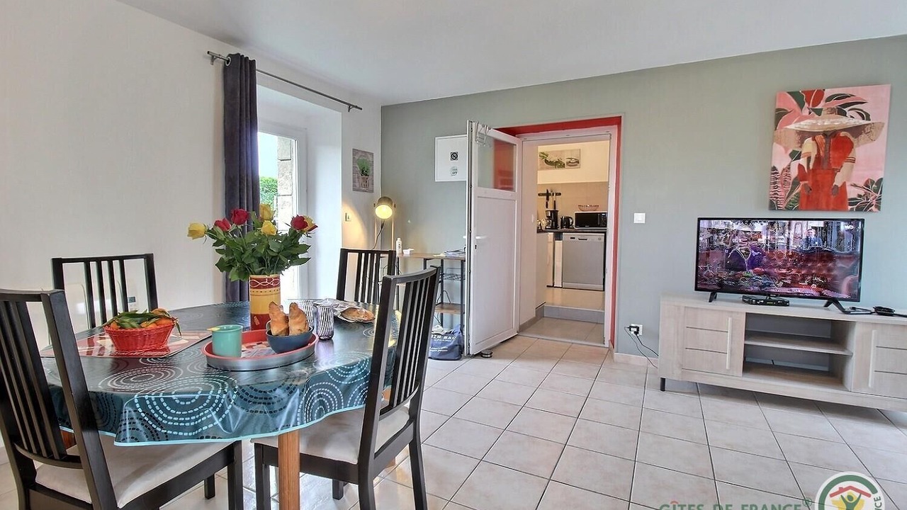 Photo of Others in Hillion