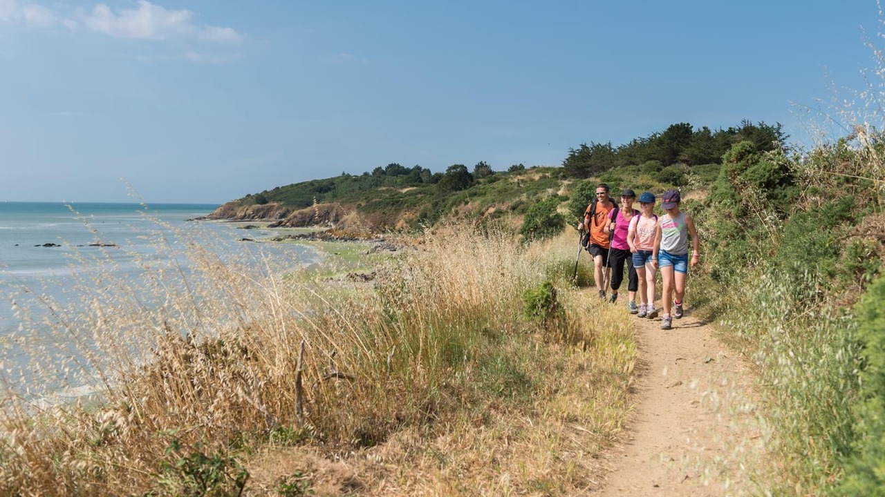 Photo of Others in Hillion