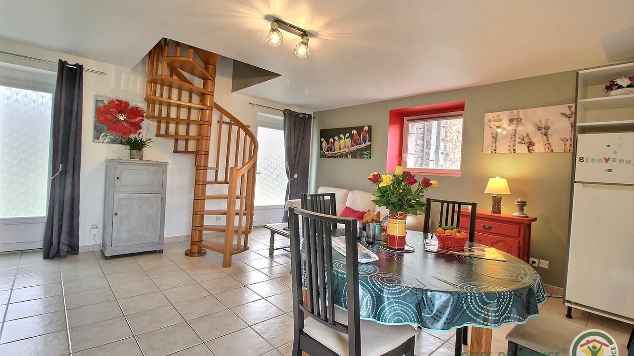 Photo of Others in Hillion